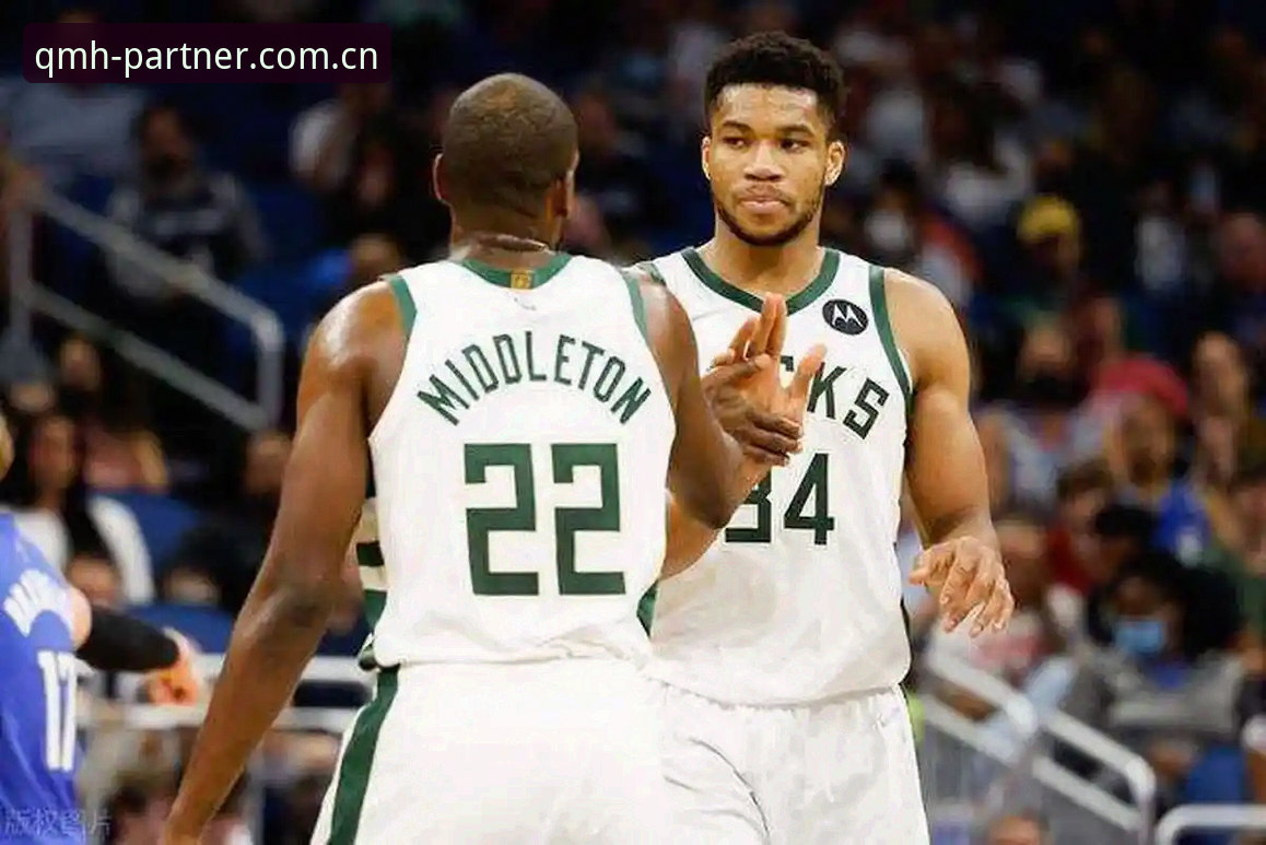 读懂字母哥交易的三个关键点，看懂NBA休赛季风向的实用指南